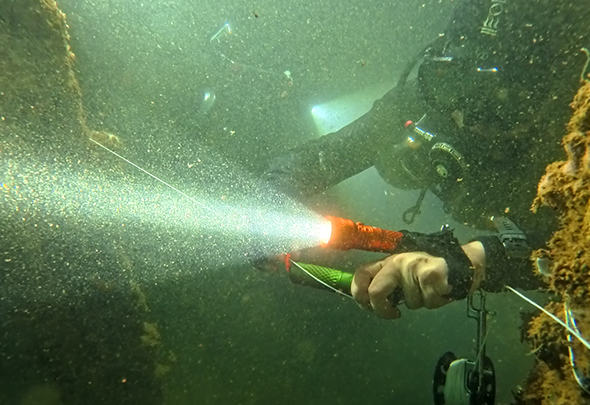 1761267944650775.jpg A-003-X7.jpg